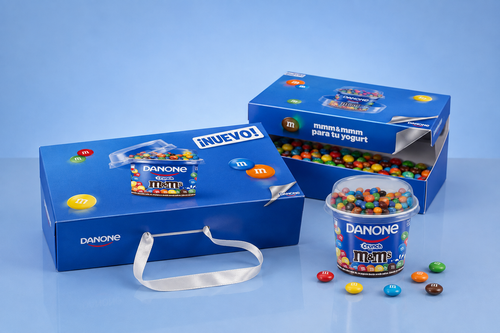 Danone + M&M’s: una caja creada para un lanzamiento lleno de sabor