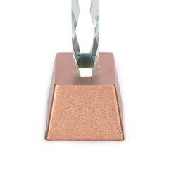Trofeo Galvano de Cristal "RUNE" con base encobrizada.